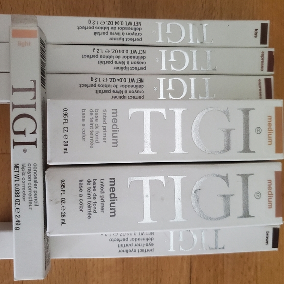 Tigi makeup - Picture 4 of 4